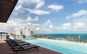 Elegant Apartment Well Located In The Hotel Zone Of Cancun